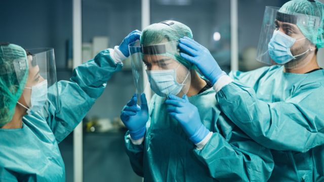How to Choose the Right Personal Protective Equipment (PPE) for Healthcare Workers